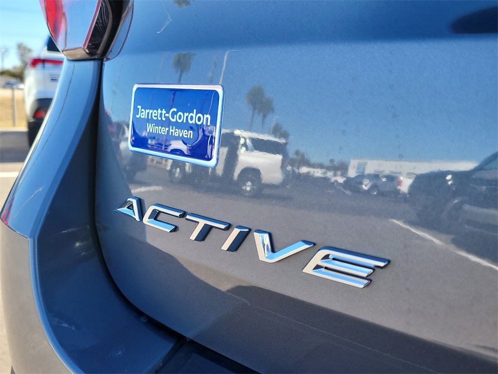 Used 2025 Ford Explorer Active image 6