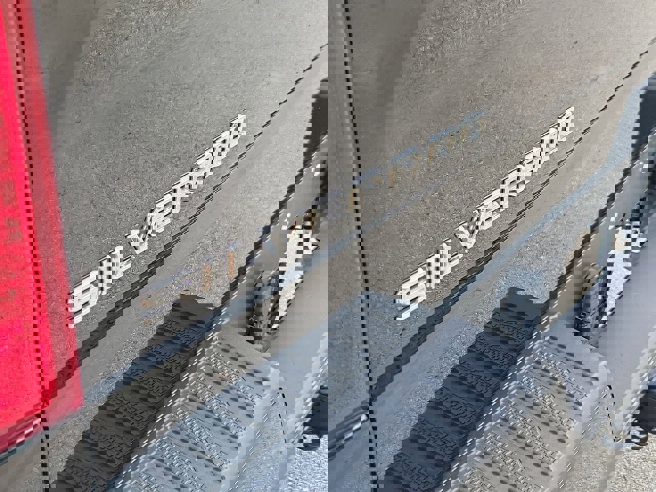 Used 2023 Chevrolet Silverado 1500 Custom image 6