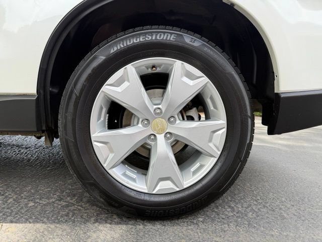Used 2016 Subaru Forester 2.5i Premium w/ All-Weather Package AWD/4WD image 24