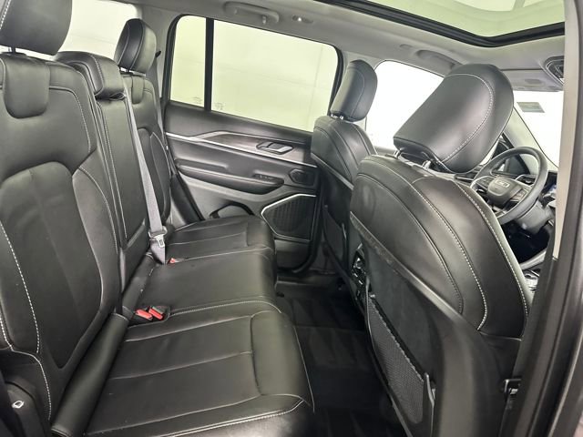 Used 2022 Jeep Grand Cherokee Limited 4xe image 25