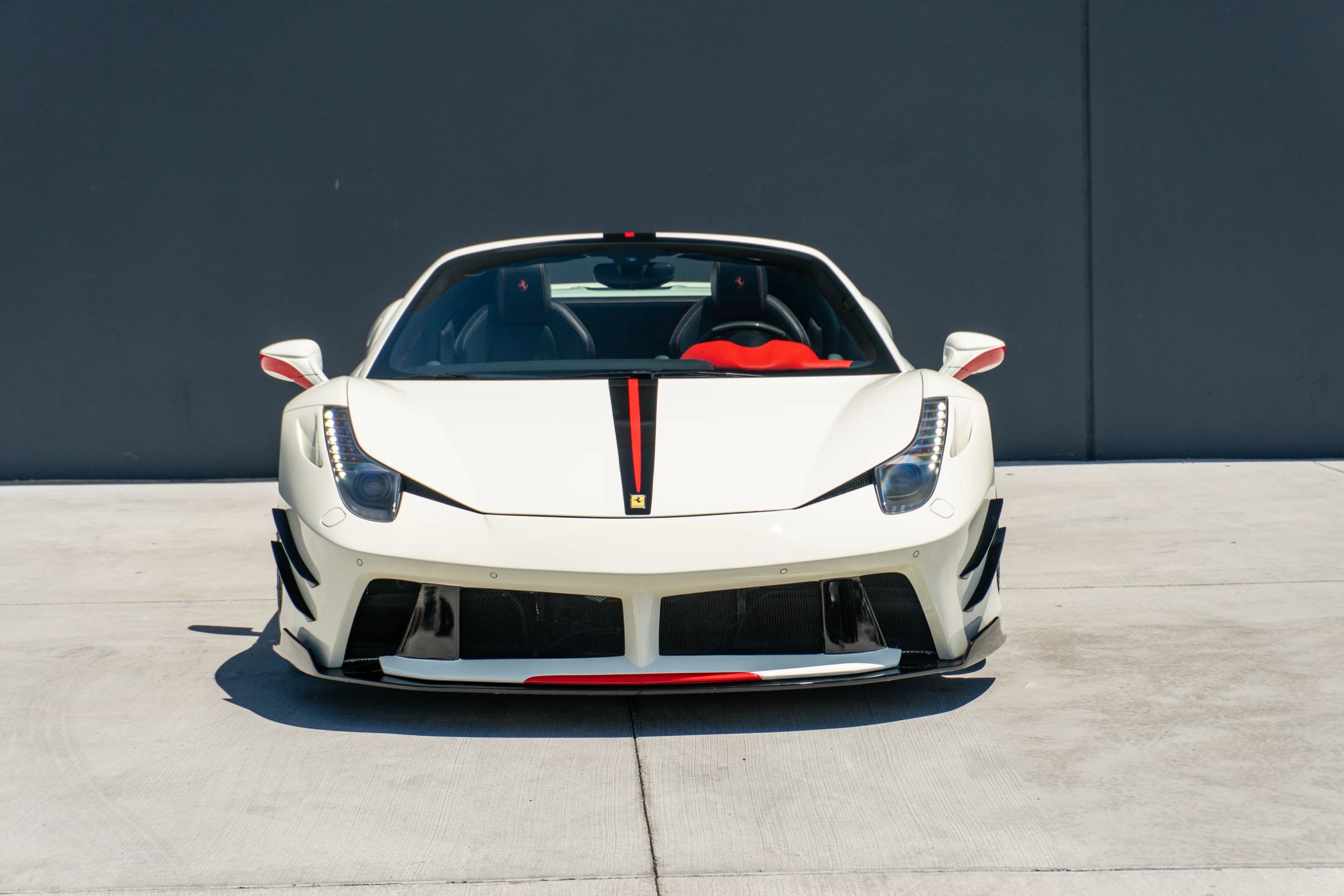 Used 2014 Ferrari 458 Spider RWD image 5
