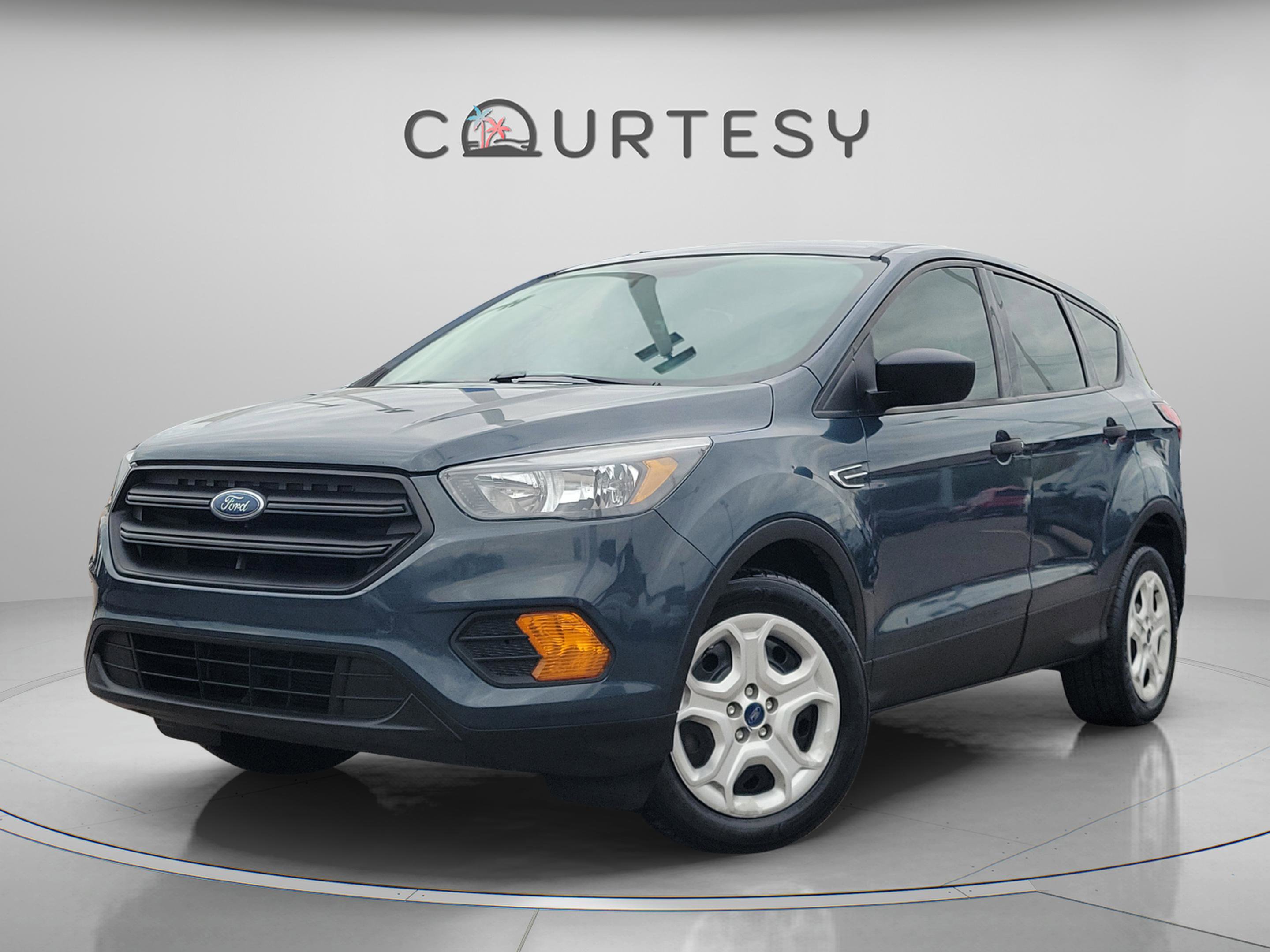 Used 2019 Ford Escape S image 1