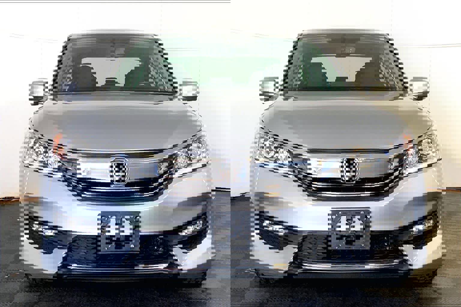 Used 2017 Honda Accord EX-L image 10