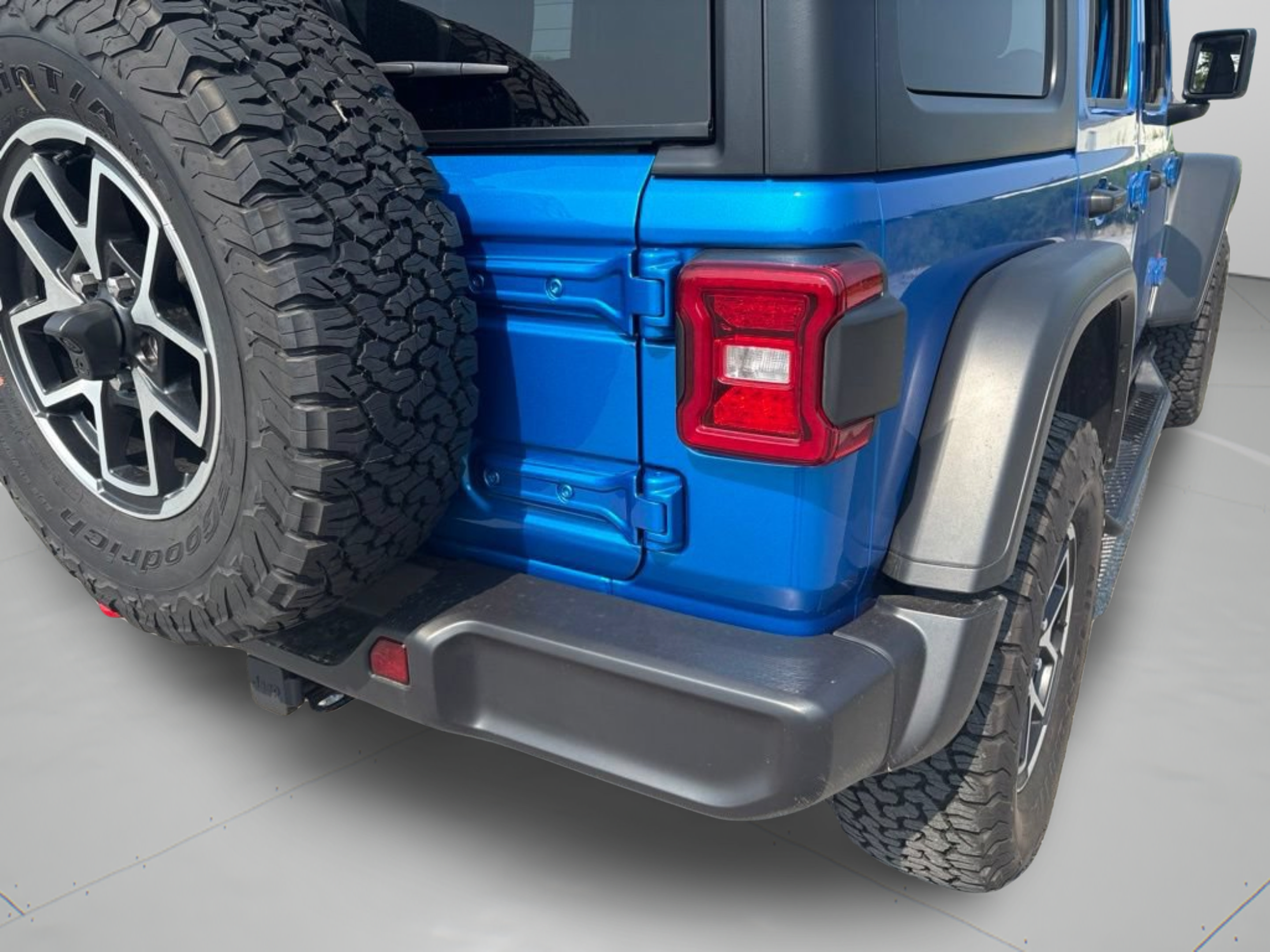 Used 2026 Jeep Wrangler Unlimited Rubicon w/ Technology Group AWD/4WD image 35