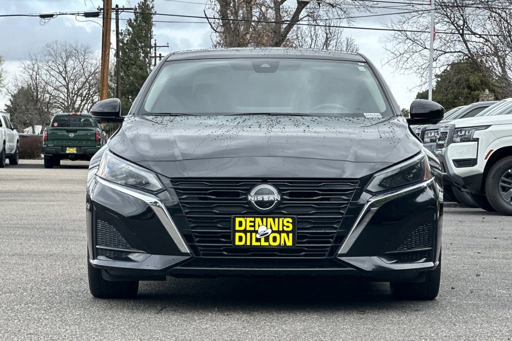 Used 2024 Nissan Altima 2.5 SL FWD image 9