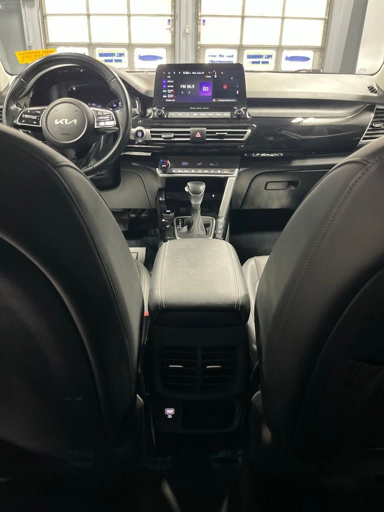 Used 2023 Kia Seltos EX AWD/4WD image 32
