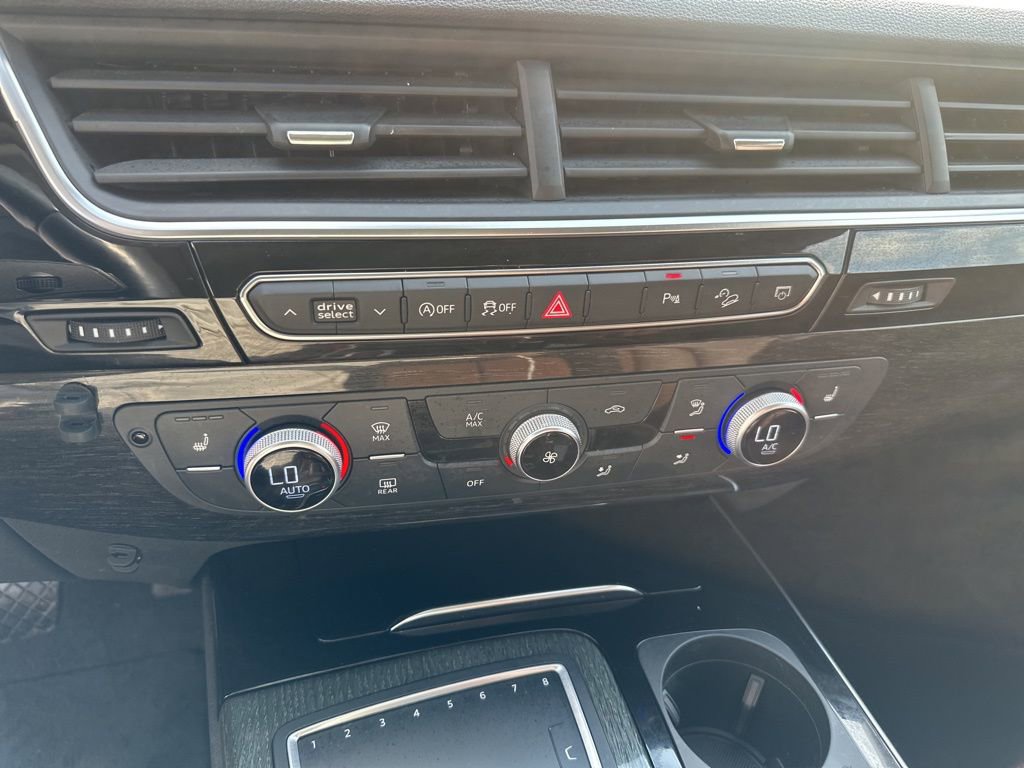 Used 2018 Audi Q7 3.0T Premium Plus w/ Premium Plus Package image 17