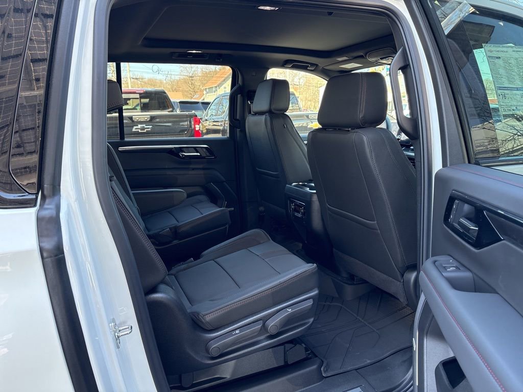 New 2026 Chevrolet Suburban RST w/ RST Capability Package image 20