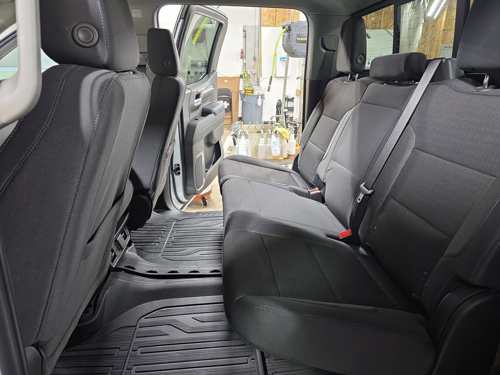 New 2026 GMC Sierra 1500 SLE w/ Preferred Package image 13