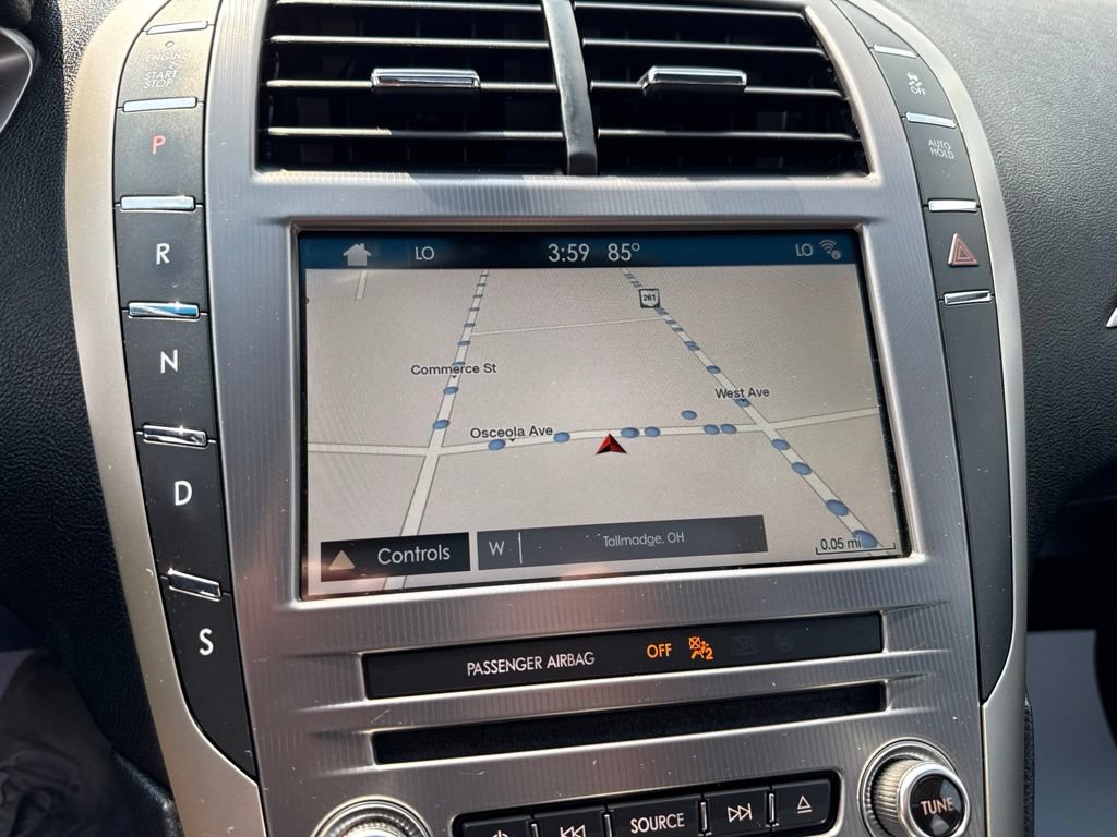 Used 2018 Lincoln MKZ Select w/ Select Plus Package AWD/4WD image 8