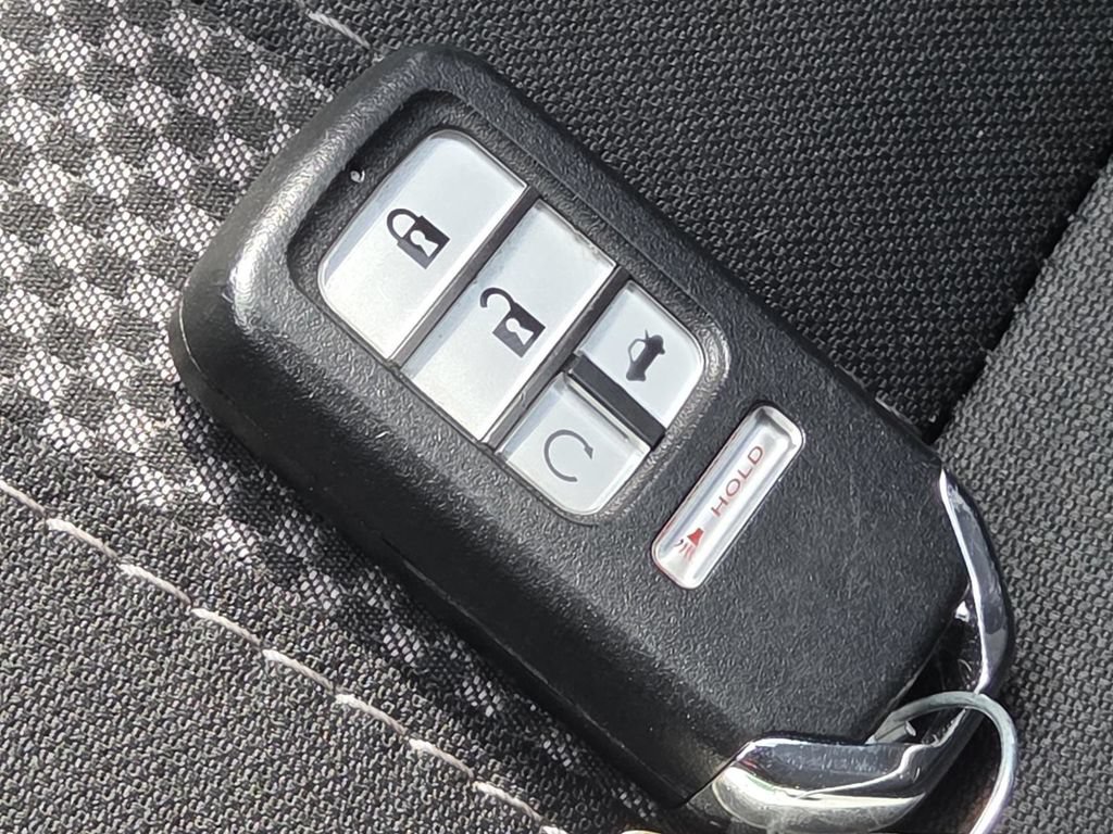 Used 2020 Honda Civic Sport image 31