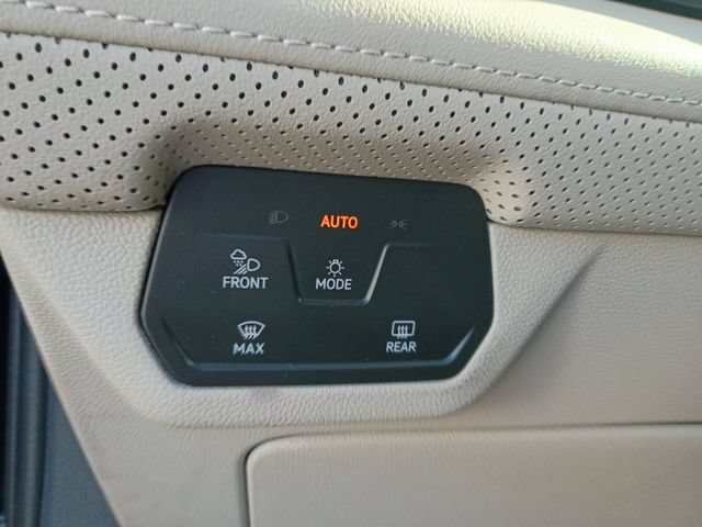 Used 2024 Volkswagen Atlas SE FWD image 10