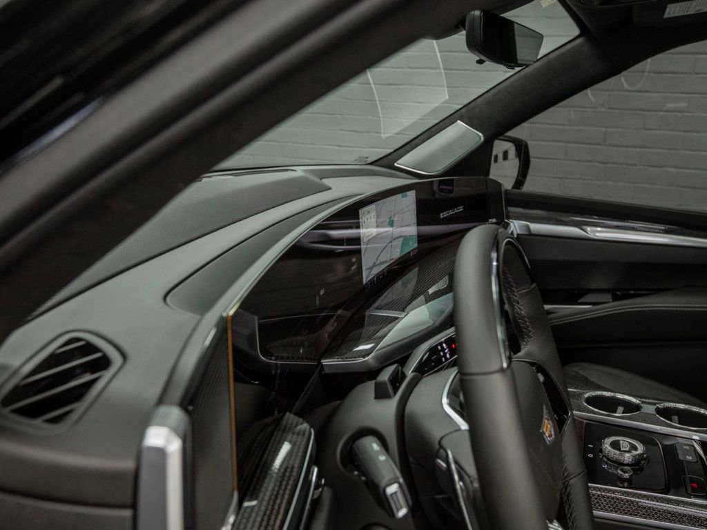 Used 2025 Cadillac Escalade V image 23