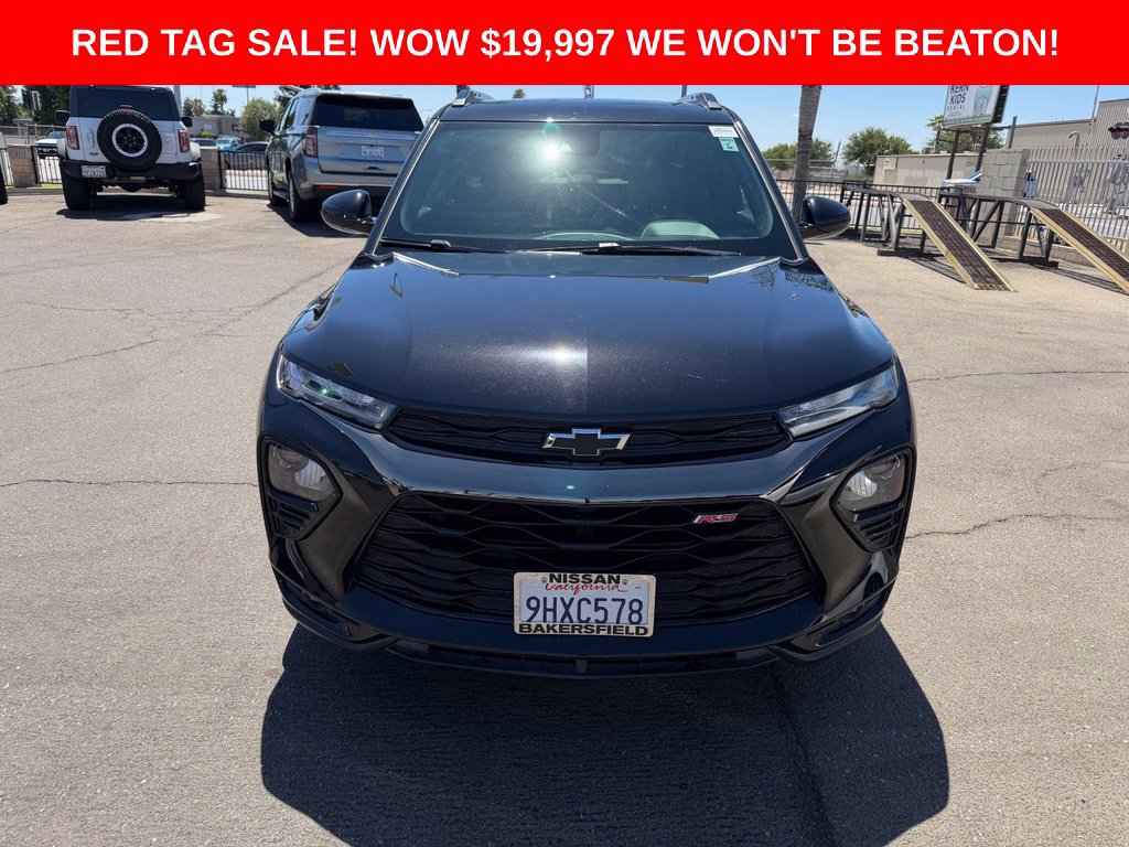 Used 2023 Chevrolet TrailBlazer RS FWD image 2