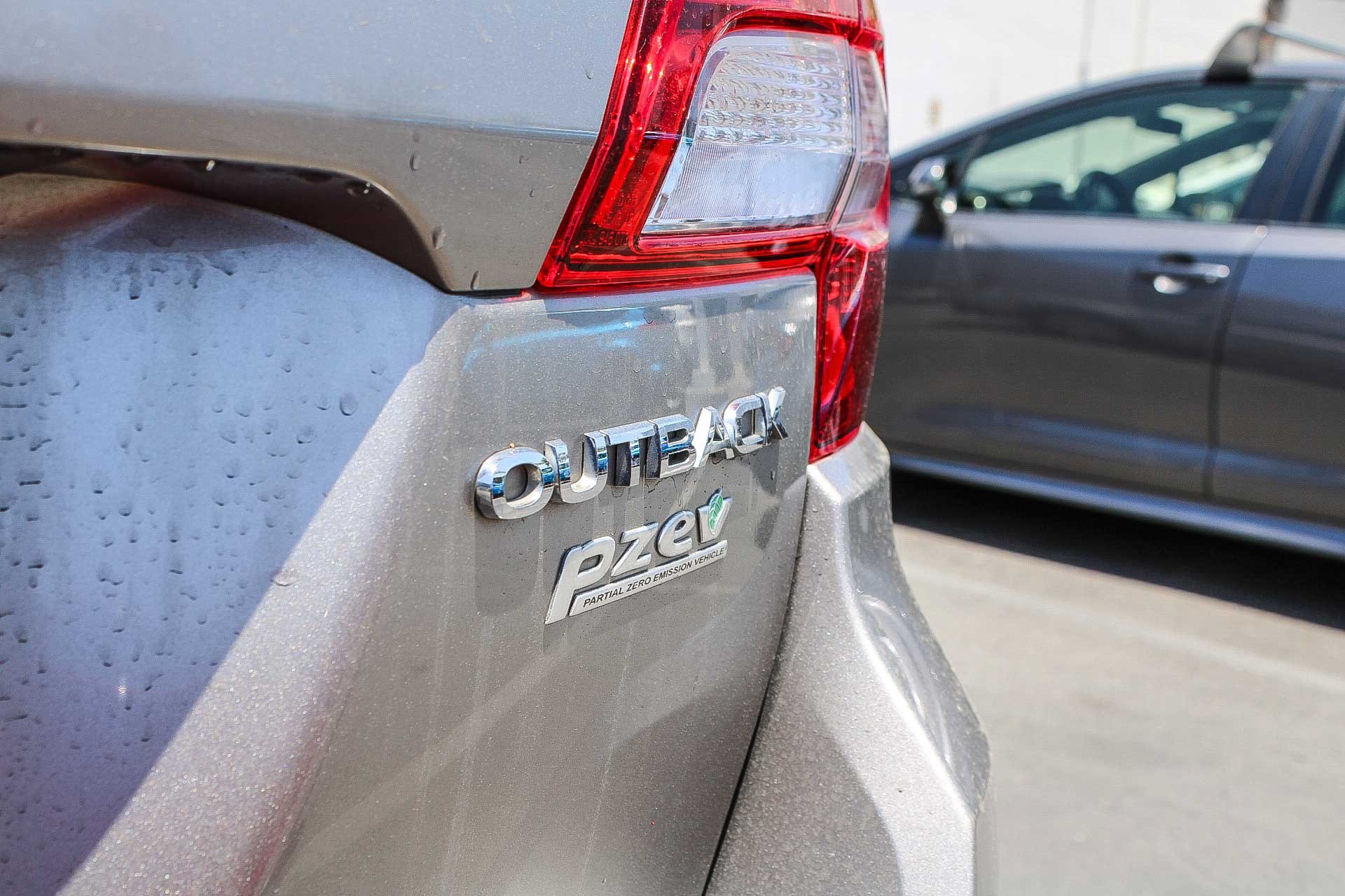 Used 2016 Subaru Outback 2.5i Premium AWD/4WD image 12