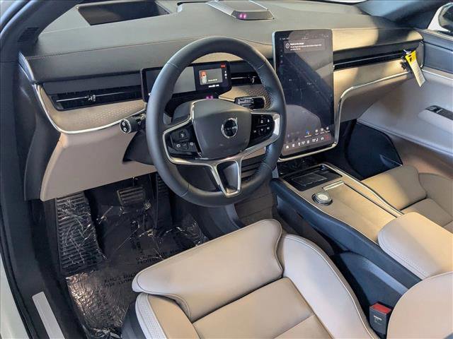 New 2025 Volvo EX90 Plus image 3
