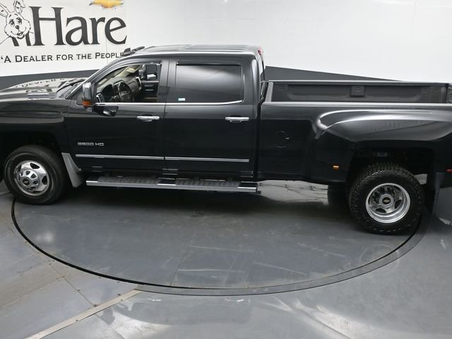 Used 2018 Chevrolet Silverado 3500 LTZ w/ Duramax Plus Package image 40