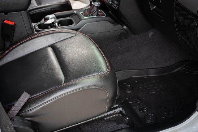 Used 2021 Jeep Wrangler Unlimited Rubicon image 33