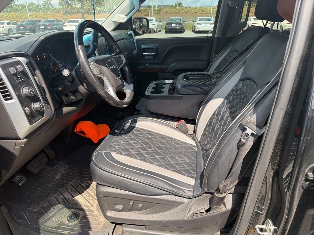 Used 2018 GMC Sierra 1500 SLE w/ SLE Value Package AWD/4WD image 8