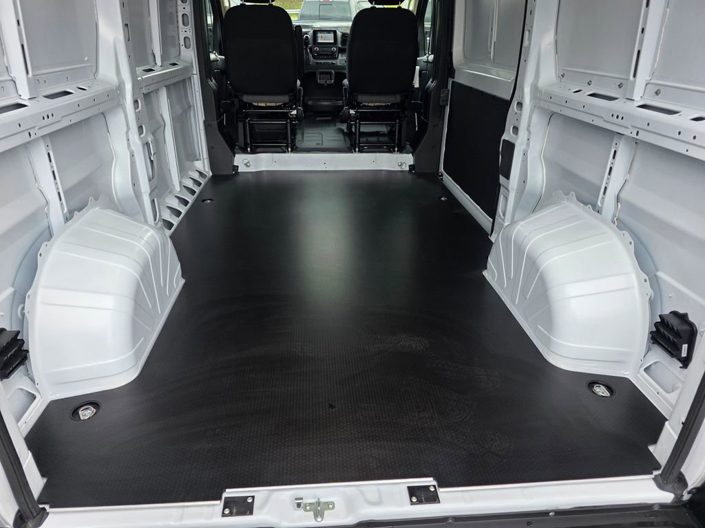 New 2026 RAM ProMaster 2500 w/ Convenience Group FWD image 20