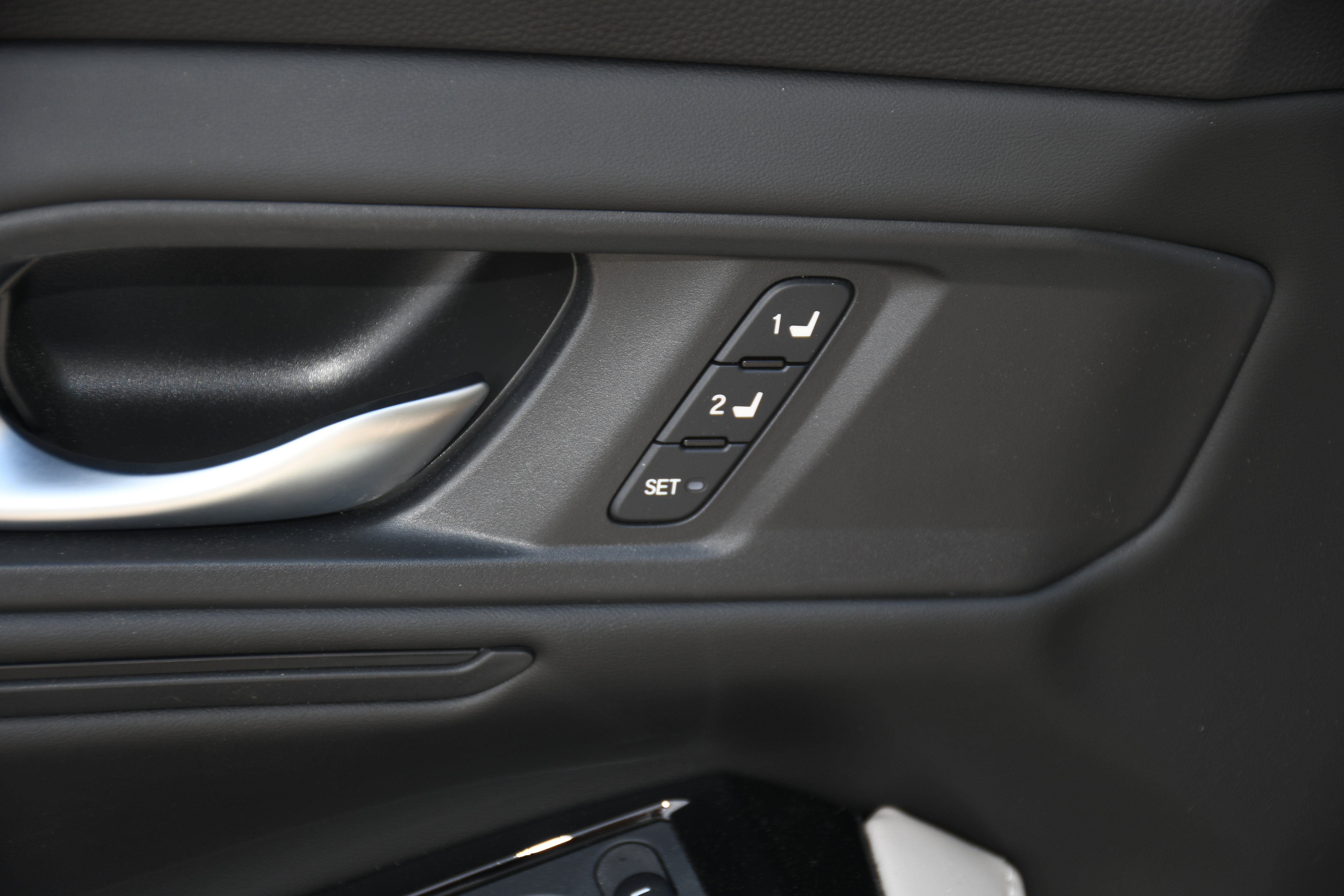 Used 2024 Honda Accord Touring image 12