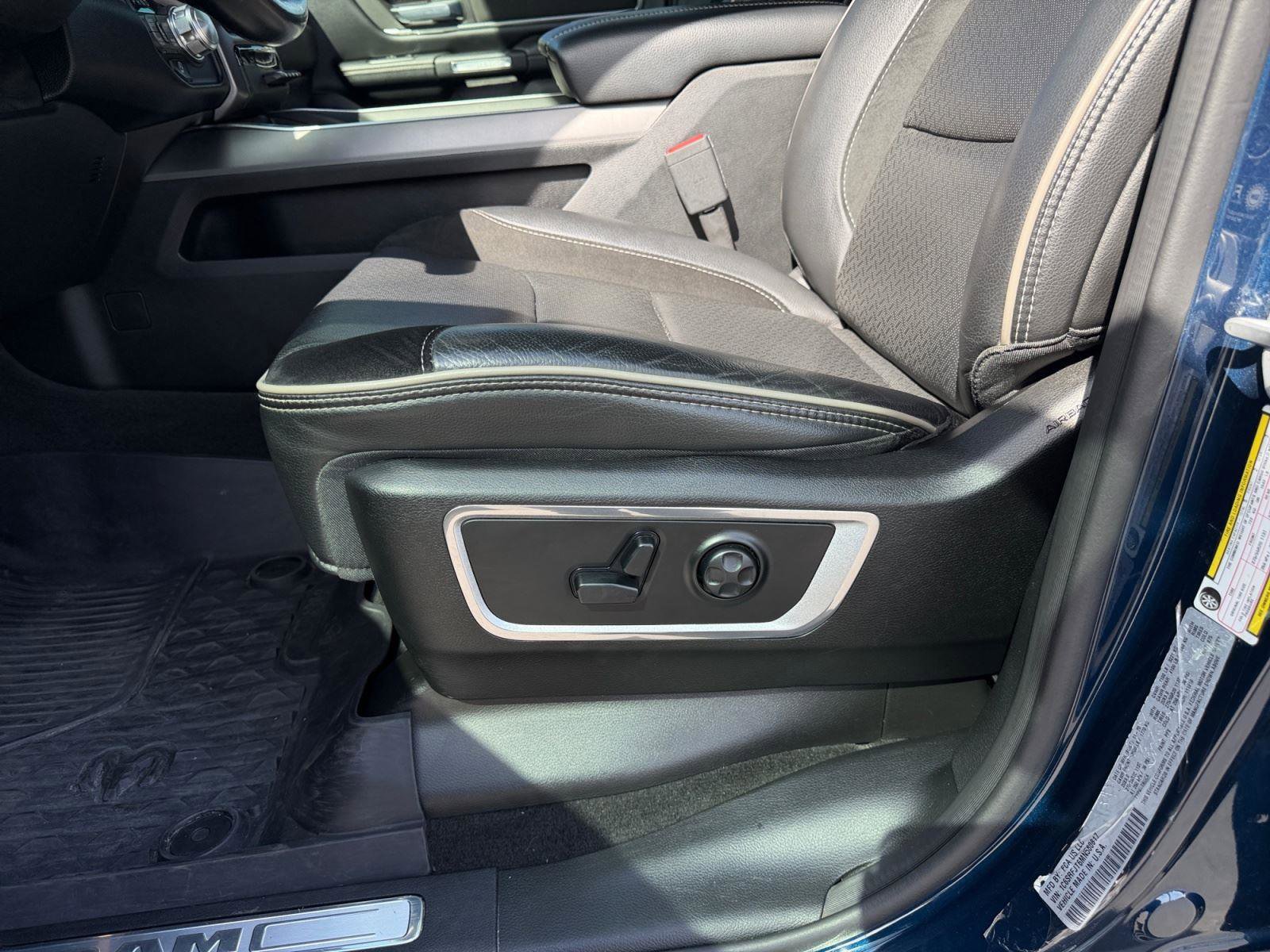 Used 2021 RAM 1500 Laramie w/ Sport Appearance Package image 25