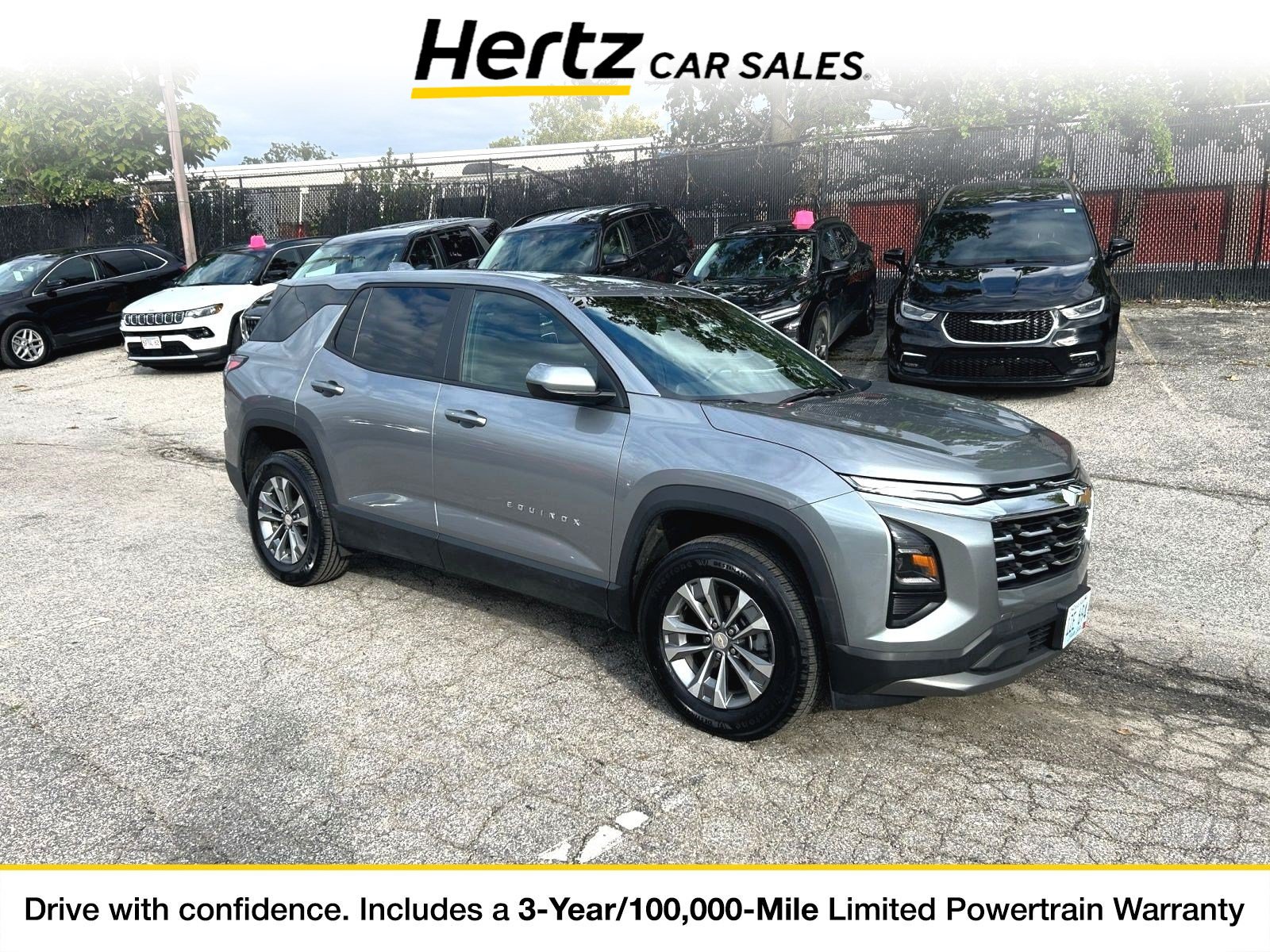 Used 2025 Chevrolet Equinox LT FWD image 1