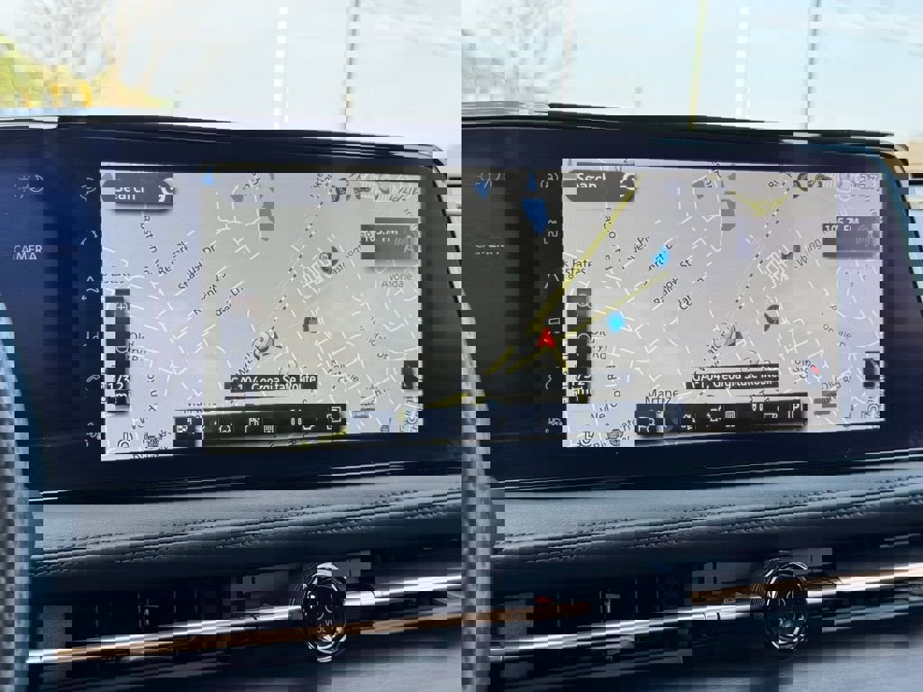 Used 2023 Nissan Ariya FWD image 31