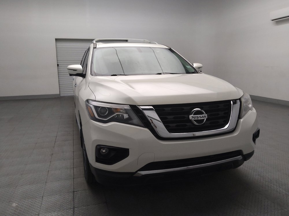 Used 2019 Nissan Pathfinder Platinum w/ Cargo Package AWD/4WD image 14