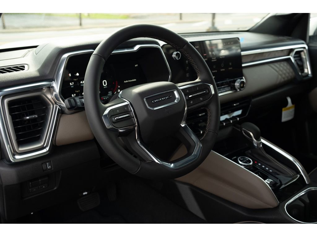 New 2026 GMC Canyon Denali AWD/4WD image 11