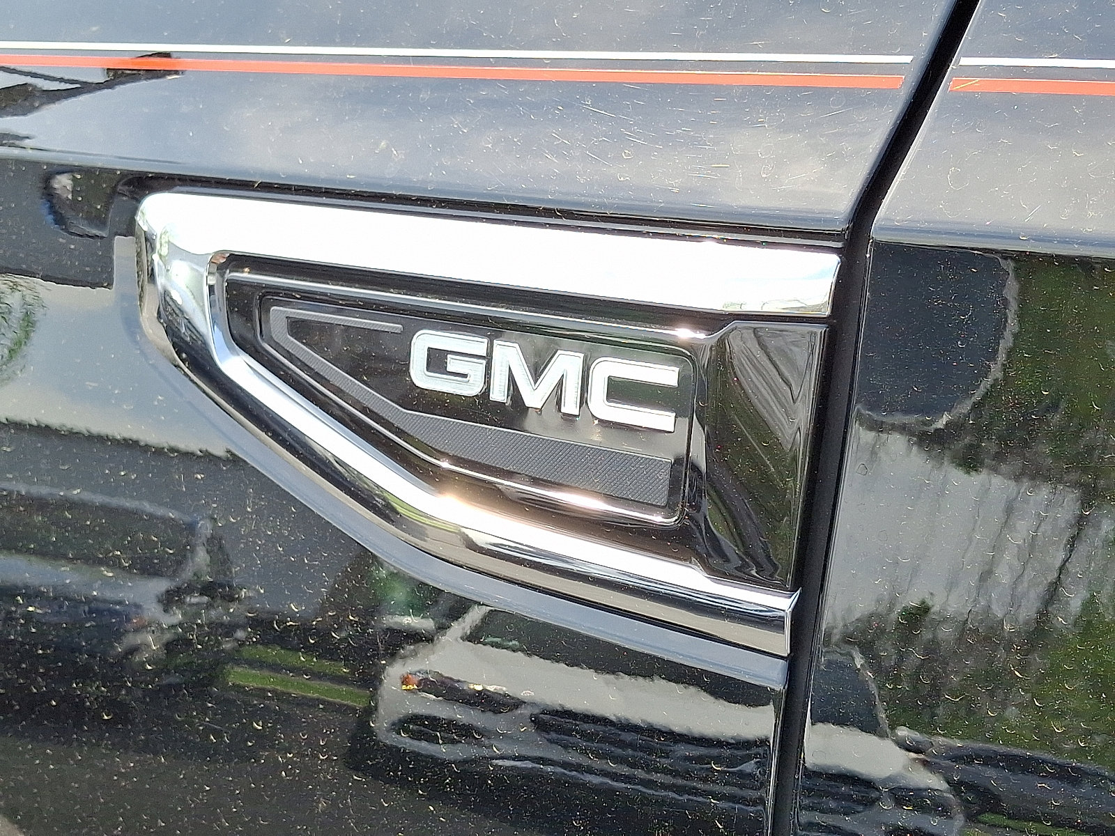 Used 2022 GMC Yukon XL SLT w/ SLT Luxury Package AWD/4WD image 31