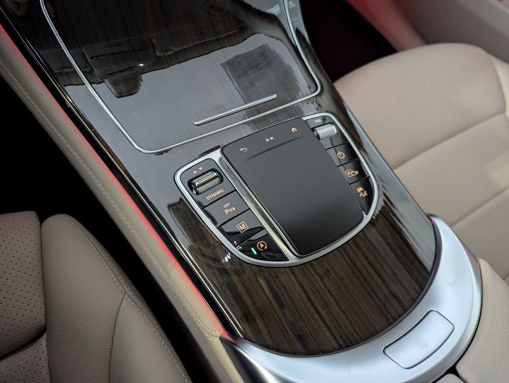 Used 2020 Mercedes-Benz GLC 300 image 81