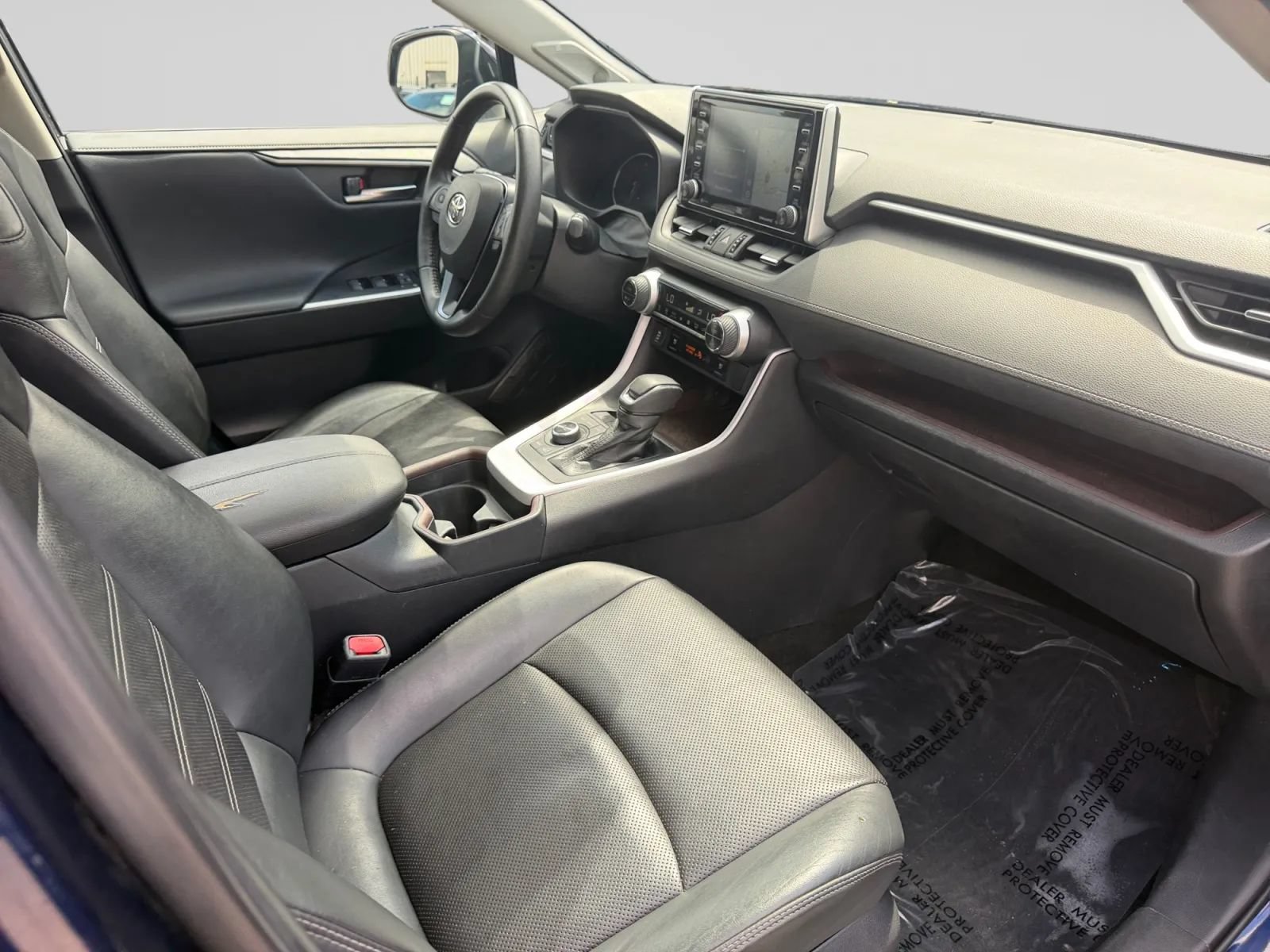 Used 2021 Toyota RAV4 Limited w/ Limited Grade Weather Package AWD/4WD image 32