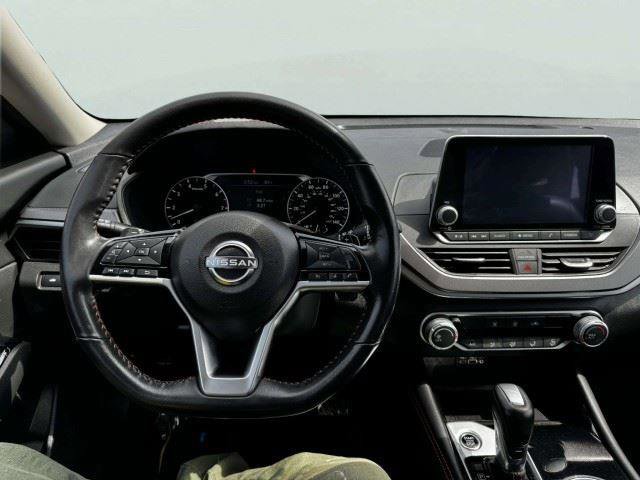 Used 2023 Nissan Altima 2.5 SR FWD image 26