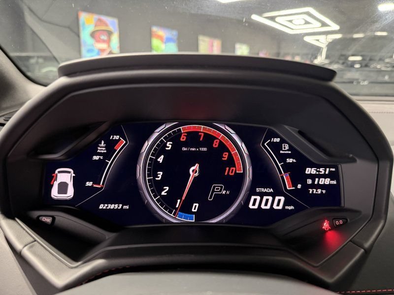 Used 2018 Lamborghini Huracan LP 580-2 RWD image 11