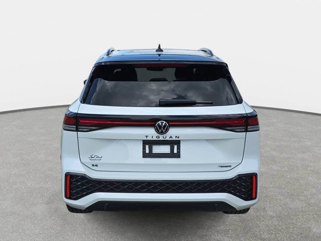 New 2026 Volkswagen Tiguan SE R-Line AWD/4WD image 6