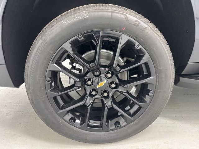 New 2026 Chevrolet Suburban Premier image 38