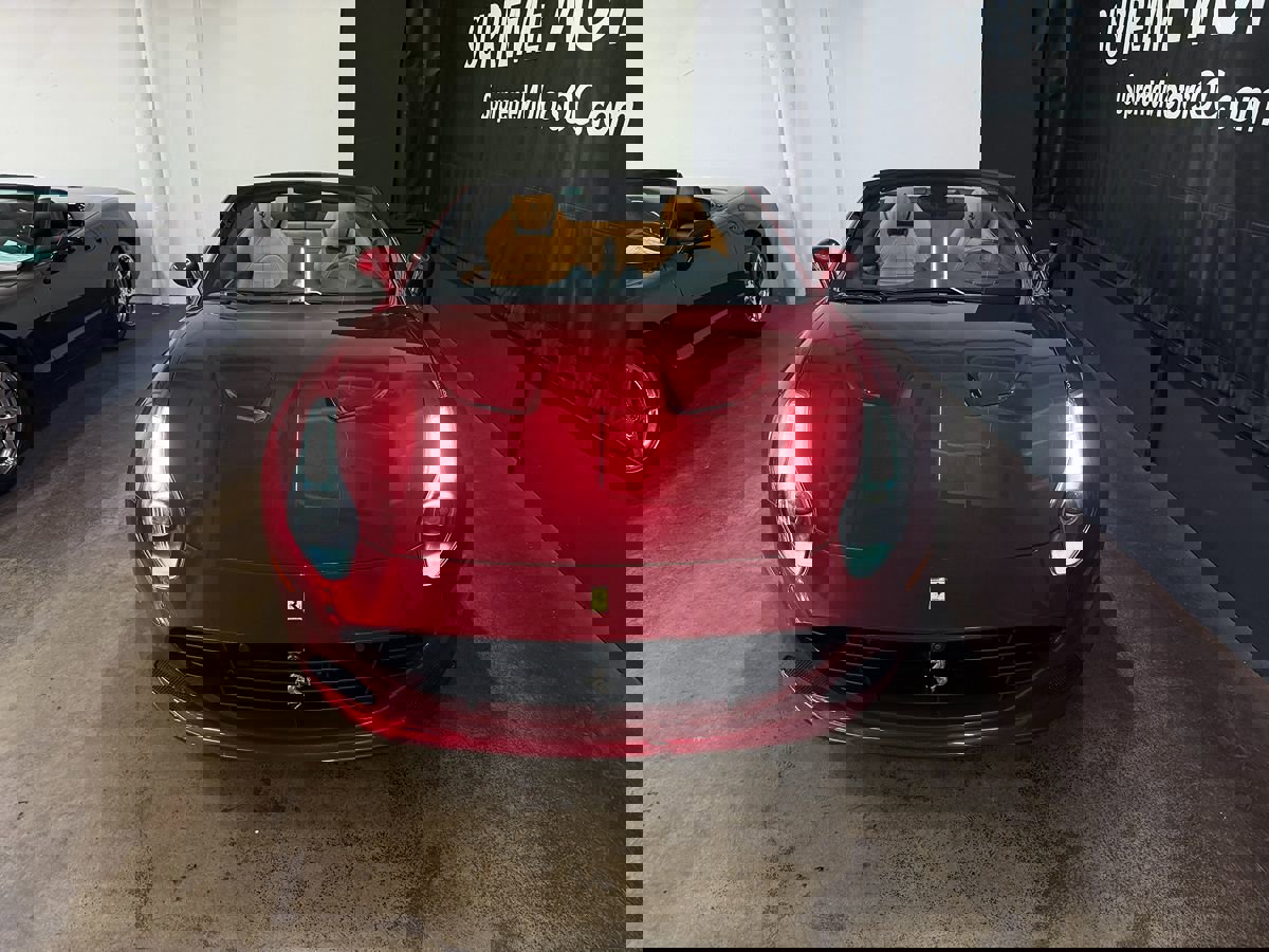 Used 2017 Ferrari California T image 2