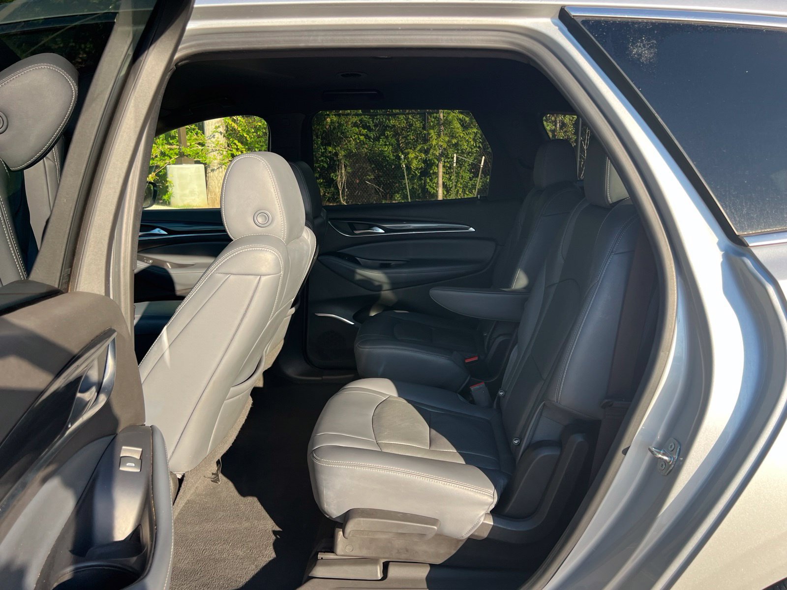 Used 2022 Buick Enclave Premium FWD image 19