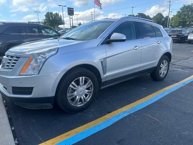 Used 2014 Cadillac SRX Luxury FWD image 2