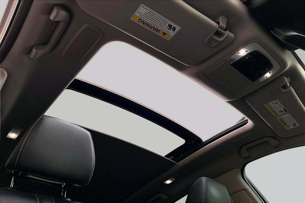 Used 2022 Acura RDX w/ Technology Package FWD image 22