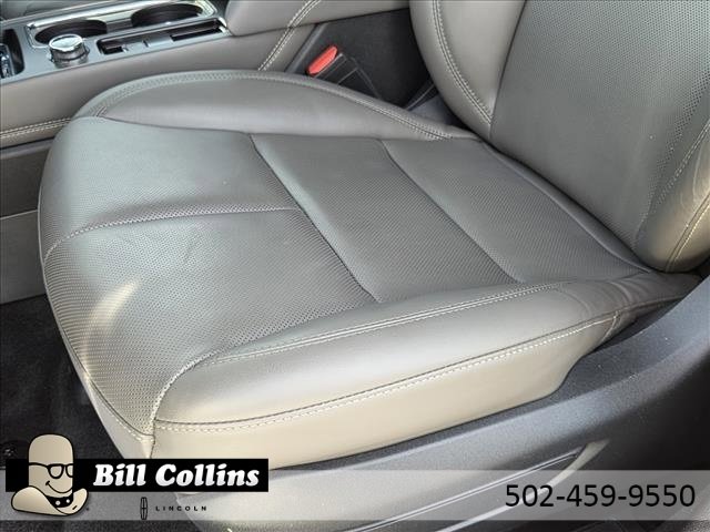 New 2025 Lincoln Corsair AWD w/ Equipment Group 101A image 5
