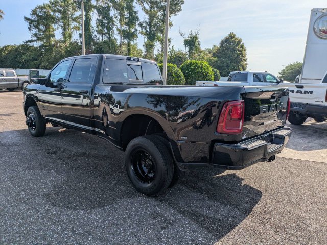 New 2026 RAM 3500 Big Horn AWD/4WD image 5