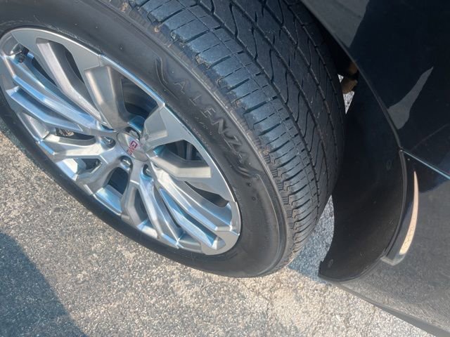 Used 2024 GMC Yukon XL Denali w/ Denali Reserve Package image 7