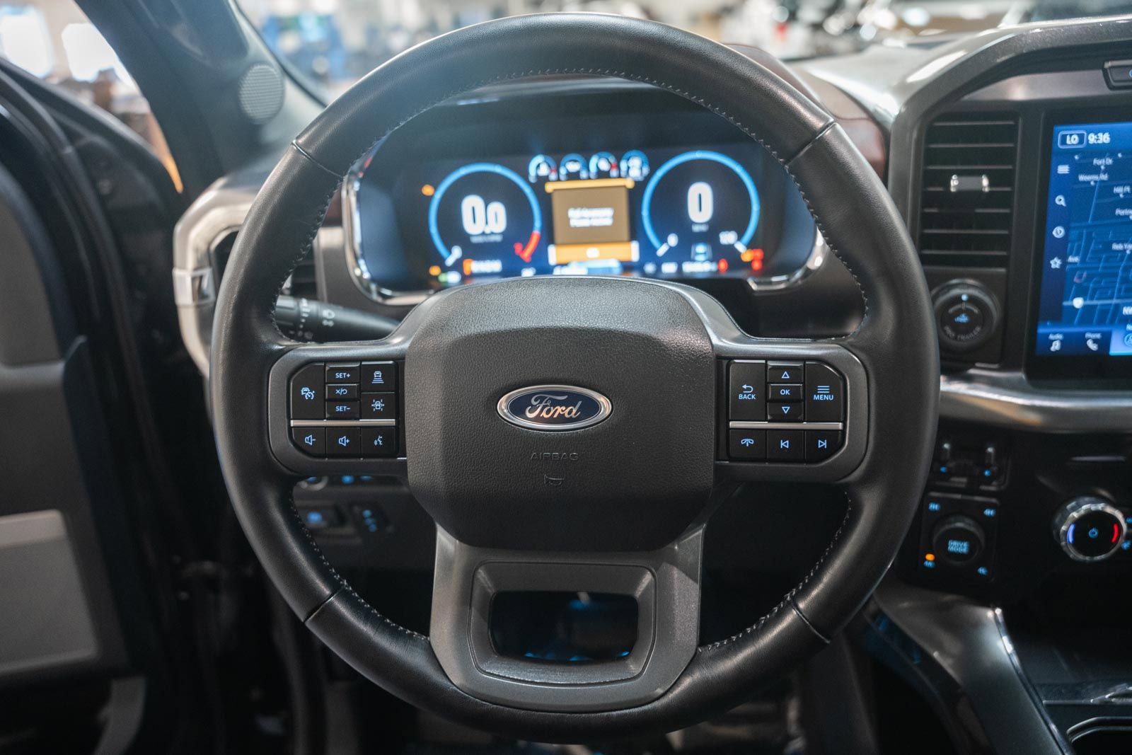 Certified 2023 Ford F150 Lariat w/ Equipment Group 502A High image 32