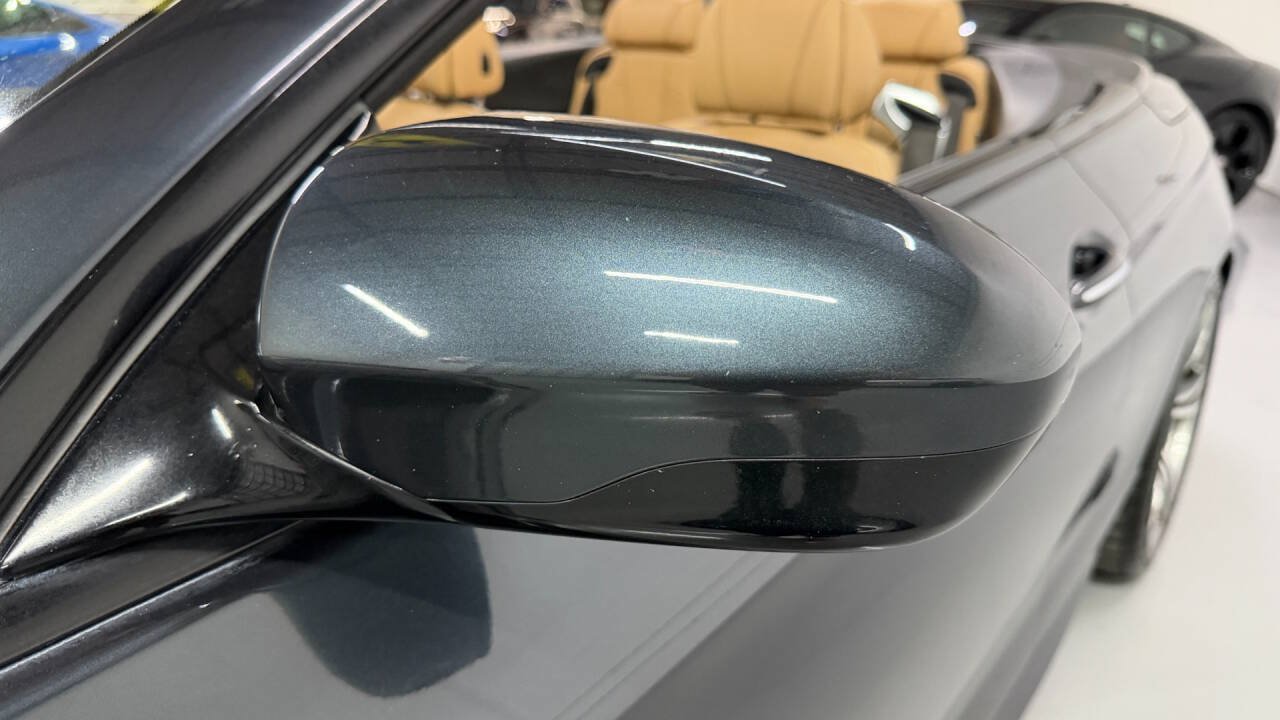 Used 2013 BMW M6 Convertible RWD image 28