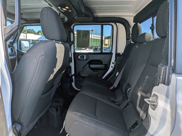 Used 2023 Jeep Gladiator Sport image 9