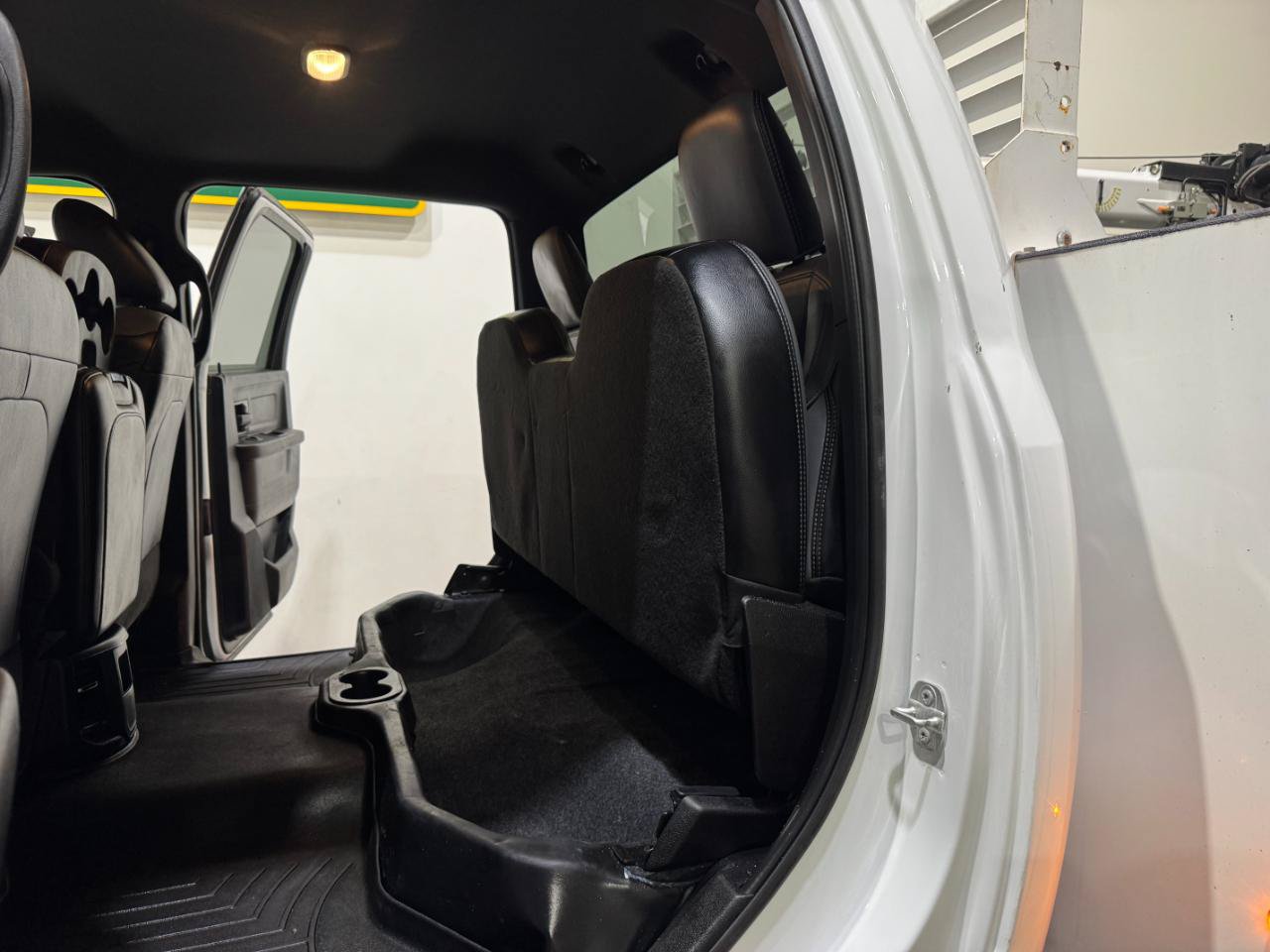 Used 2024 RAM 3500 Tradesman AWD/4WD image 23