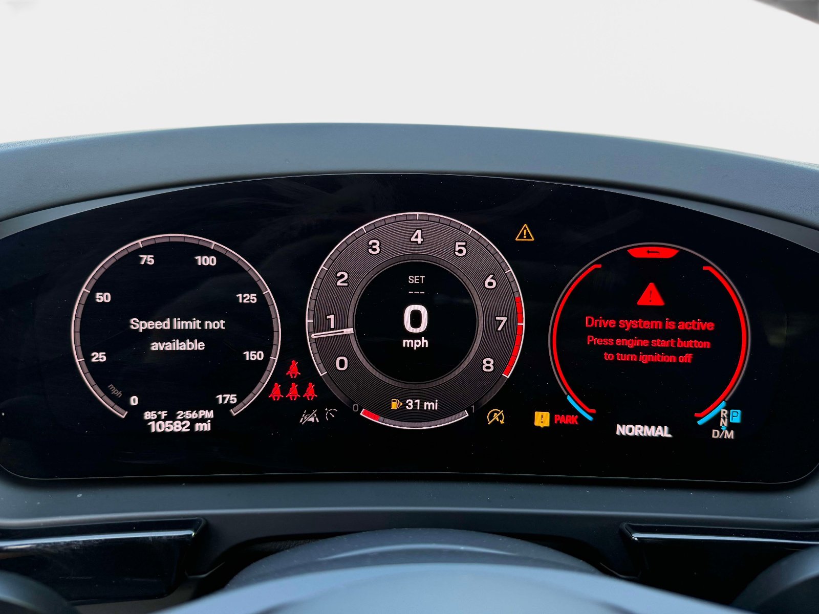 Used 2024 Porsche Cayenne Coupe image 50