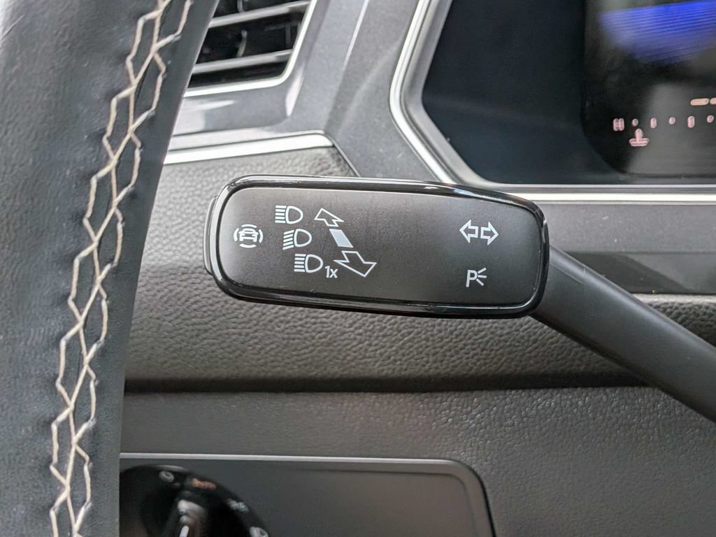 Used 2024 Volkswagen Tiguan S FWD image 33